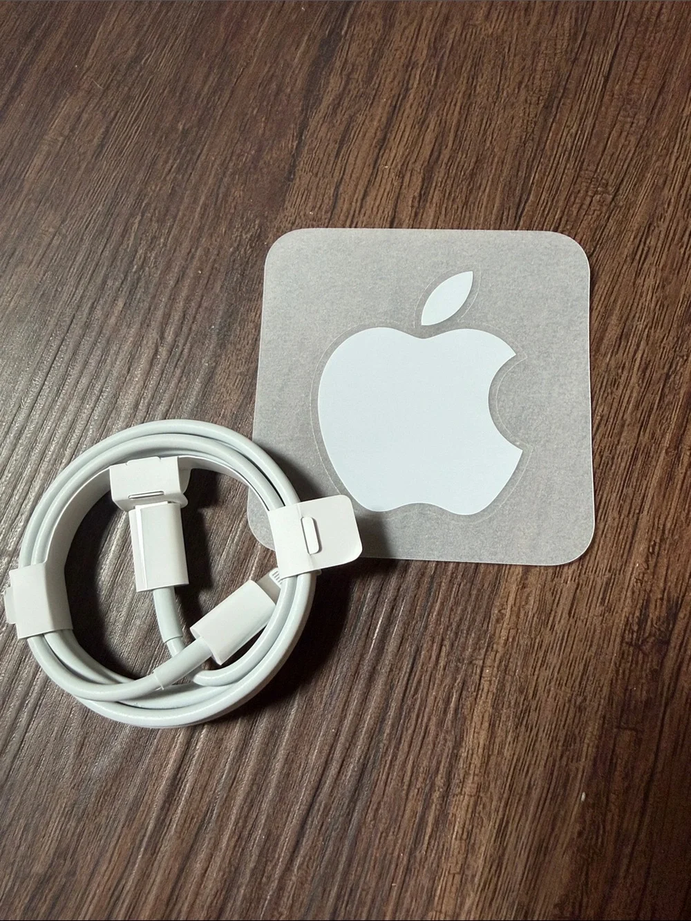 Apple White Lightning to USB-C Cable with Apple Logo Sticker